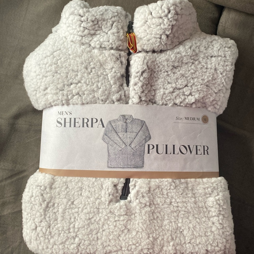 Men’s Sherpa pullover
